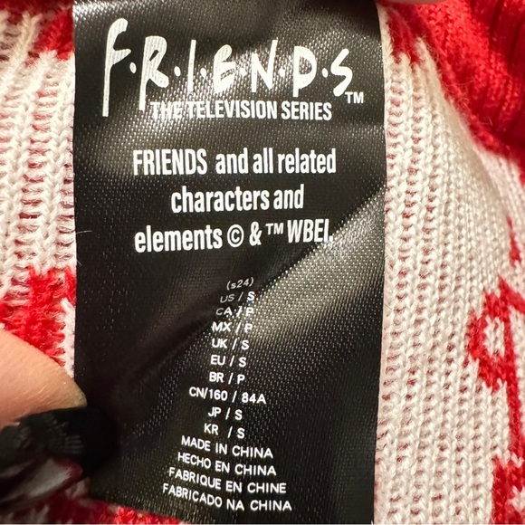 🎄 Friends TV Show Ugly Christmas Sweater Forever 21 – Size Small NWT Holiday - Picture 14 of 14